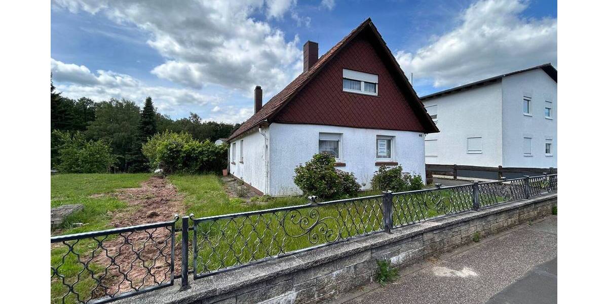 Mehrfamilienhaus, Wohnhaus Pirmasens Innenstadt - 6 Zimmer, 169 m&sup2;, 140.000&euro; | Angebot:26929907