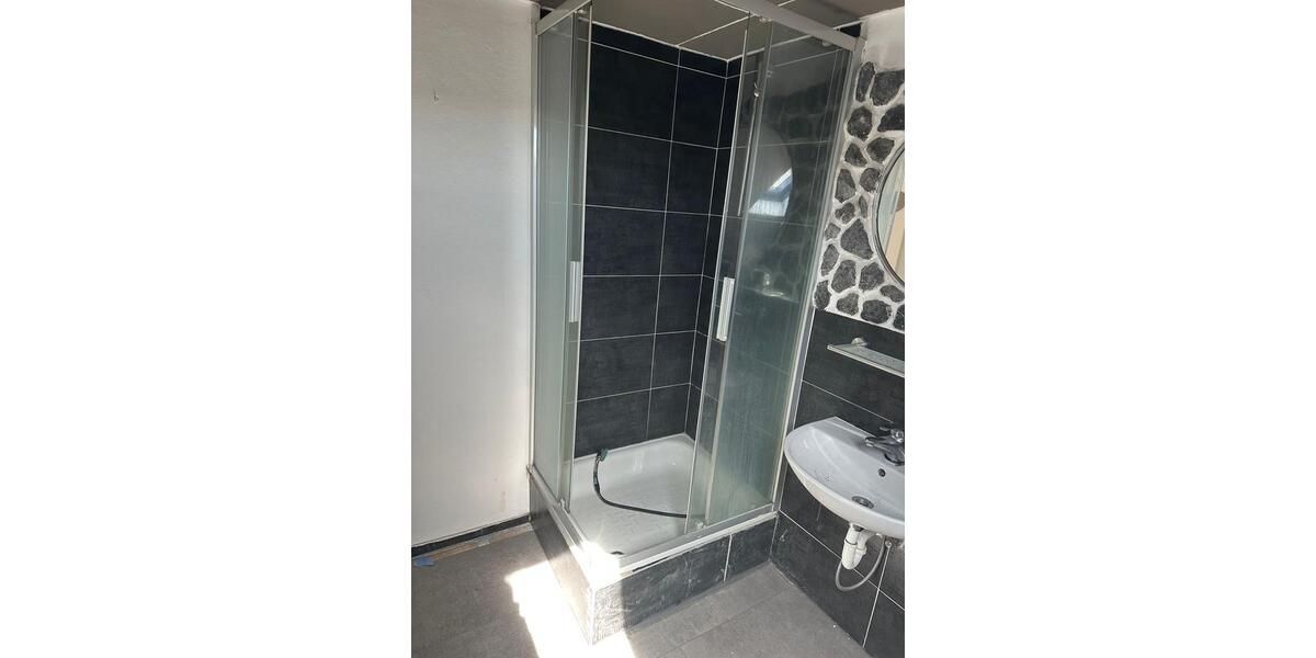 Etagenwohnung Schiffweiler - 1 Zimmer, 40 m&sup2;, 400&euro; | Angebot:26047353