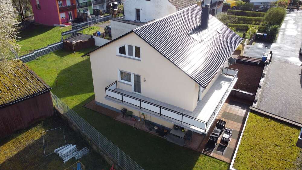 Einfamilienhaus Pirmasens Niedersimten - 7 Zimmer, 235 m&sup2;, 399.000&euro; | Angebot:22880167