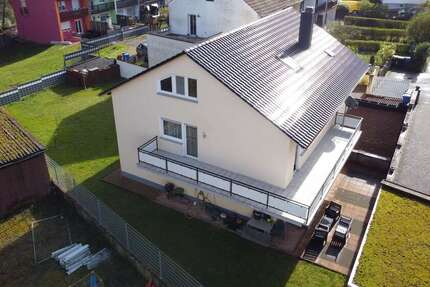 Haus Pirmasens Niedersimten - 7 Zimmer, 235 m&sup2;, 399.000&euro; | Angebot:22880167