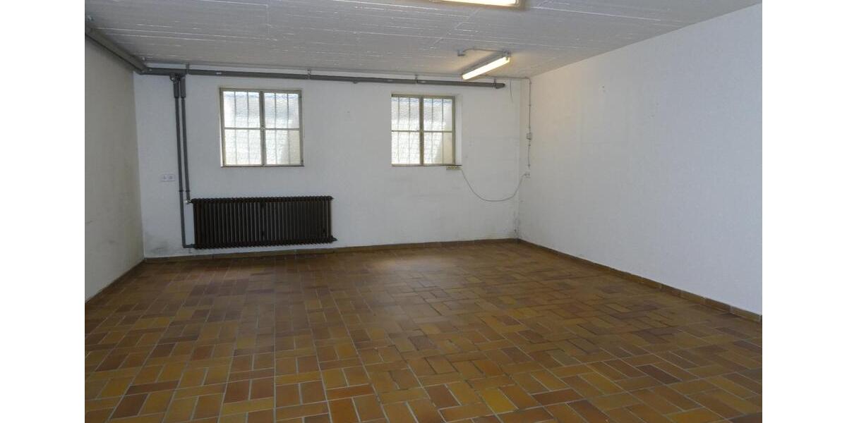 Reihenhaus Saarbrücken Brebach-Fechingen - 6 Zimmer, 195 m&sup2;, 348.000&euro; | Angebot:27166522