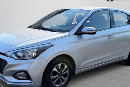 Hyundai i20 52.499 km 12.991 &euro; Contwig 66497