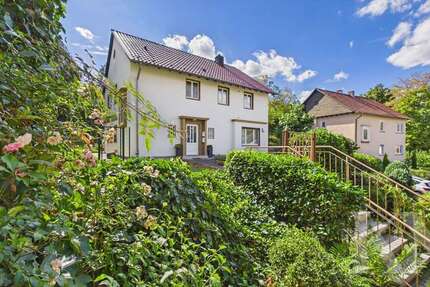 Haus Saarbrücken St. Arnual - 7 Zimmer, 195 m&sup2;, 525.000&euro; | Angebot:27542815