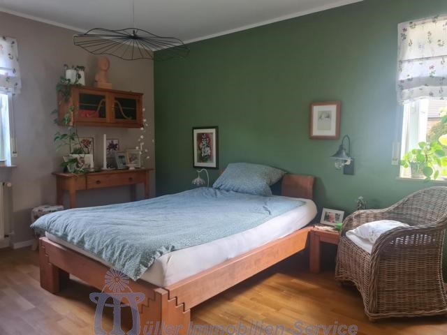 Großzügiges Wohnhaus mit Einliegerwohnung in Höhenlage von Neunkirchen - Einfamilienhaus Neunkirchen | Angebot:20764360