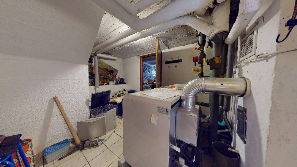 Einfamilienhaus Homburg Einöd - 4 Zimmer, 135 m&sup2;, 230.000&euro; | Angebot:25986443
