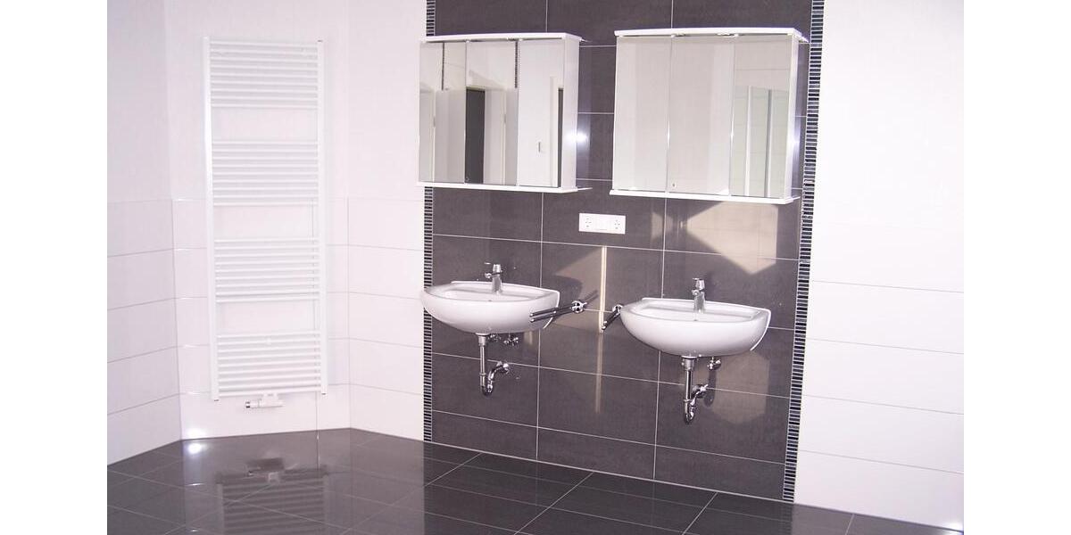 Einfamilienhaus Waldmohr - 6 Zimmer, 330 m&sup2;, 549.000&euro; | Angebot:26924366