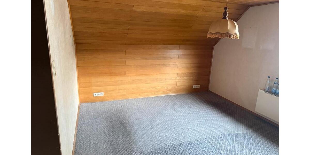 Einfamilienhaus Waldfischbach-Burgalben Burgalben - 8 Zimmer, 180 m&sup2;, 330.000&euro; | Angebot:26252706