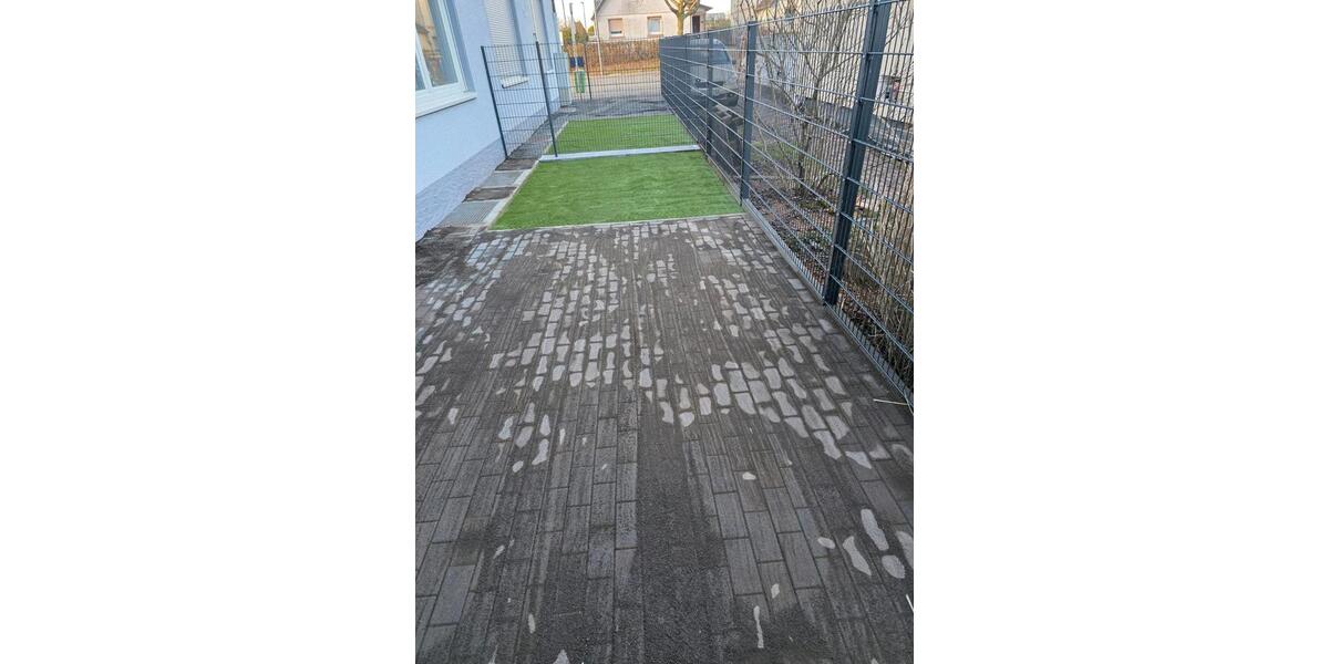 Erdgeschoßwohnung Pirmasens - 3 Zimmer, 100 m&sup2;, 1.200&euro; | Angebot:25104298