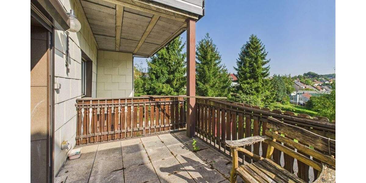 Mehrfamilienhaus, Wohnhaus Quierschied - 9 Zimmer, 234 m&sup2;, 195.000&euro; | Angebot:25799966