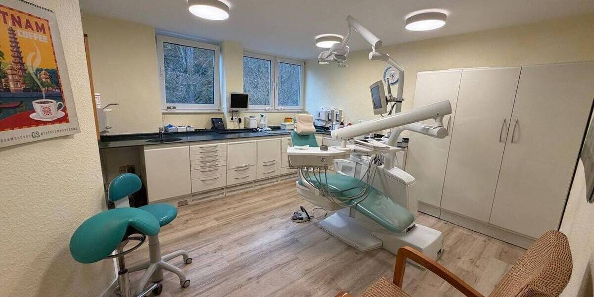 Etagenwohnung Saarbrücken Schafbrücke - 6 Zimmer, 249.000&euro; | Angebot:26259217