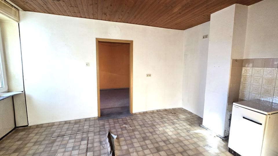 Reihenhaus Saarbrücken Dudweiler - 5 Zimmer, 110 m&sup2;, 85.000&euro; | Angebot:26780235