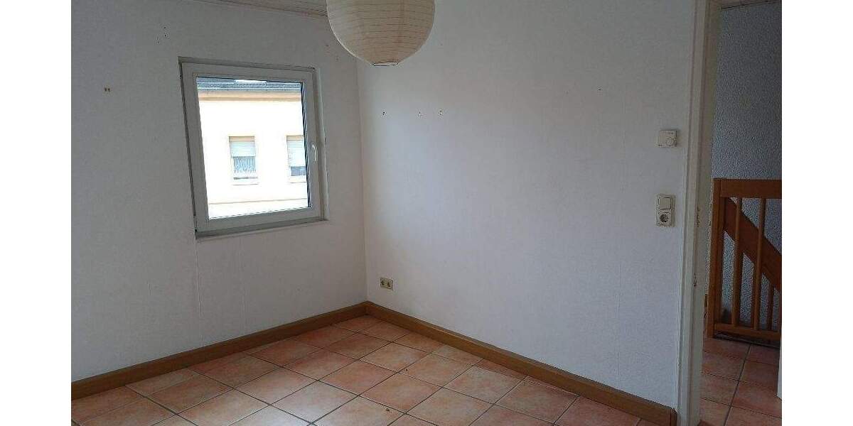 Einfamilienhaus Sankt Ingbert St. Ingbert - 4 Zimmer, 115 m&sup2;, 225.000&euro; | Angebot:26117943