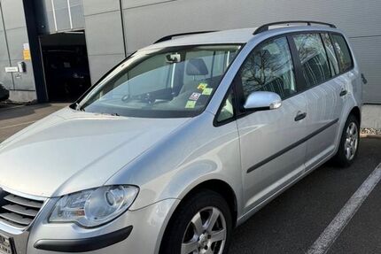 VW Touran 272.000 km 3.799 &euro; Homburg 66424