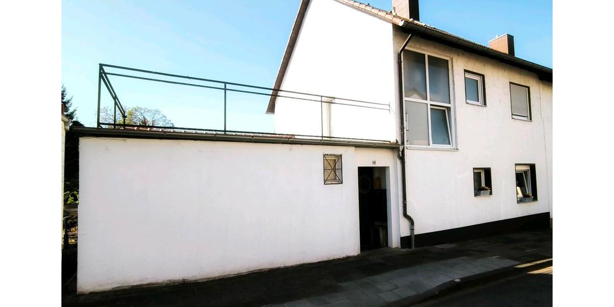 Doppelhaushälfte Zweibrücken - 6 Zimmer, 185 m&sup2;, 325.000&euro; | Angebot:26365588