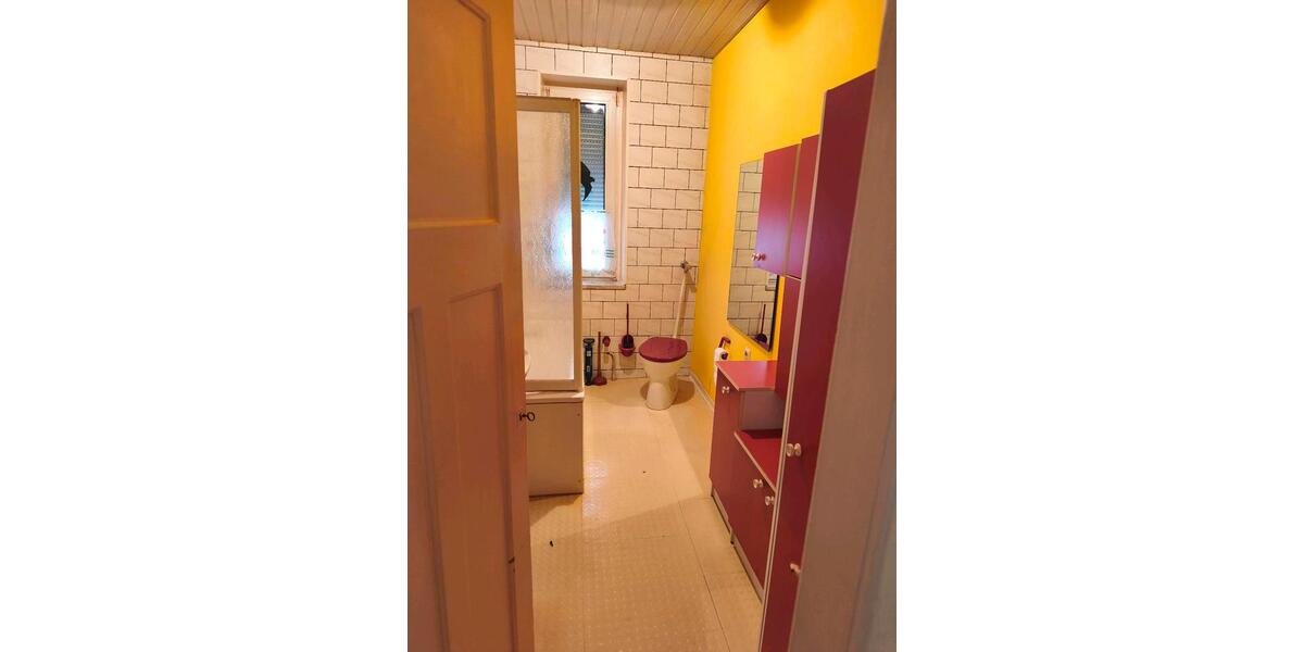 Etagenwohnung Riegelsberg - 4 Zimmer, 90 m&sup2;, 650&euro; | Angebot:25543033