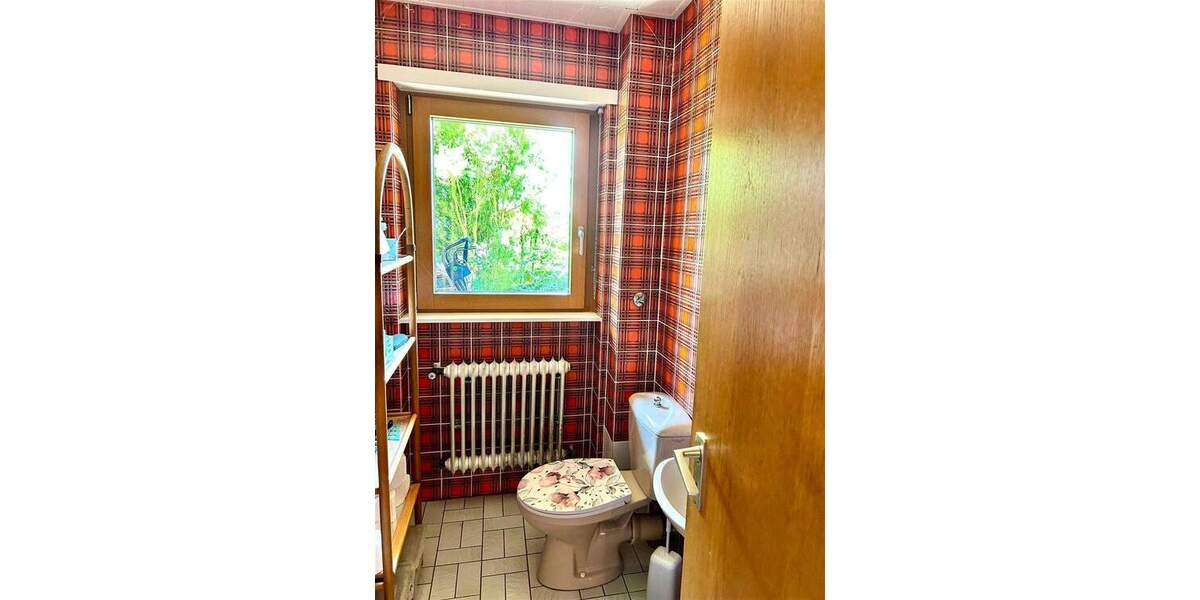 Mehrfamilienhaus, Wohnhaus Eppelborn Dirmingen - 7 Zimmer, 244 m&sup2;, 285.000&euro; | Angebot:25701154