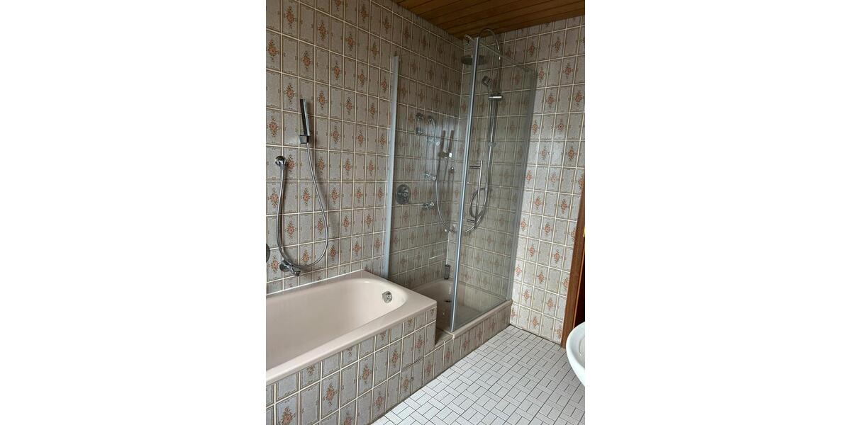 Mehrfamilienhaus, Wohnhaus Bexbach - 8 Zimmer, 250 m&sup2;, 320.000&euro; | Angebot:26610377