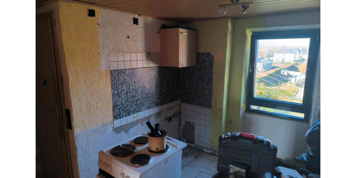 Dachgeschoßwohnung Quierschied - 2 Zimmer, 55 m&sup2;, 450&euro; | Angebot:25307880