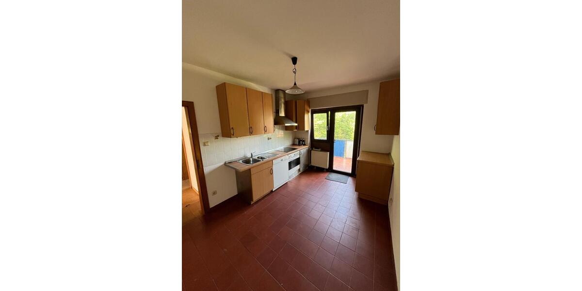 Einfamilienhaus Homburg - 6 Zimmer, 239 m&sup2;, 275.000&euro; | Angebot:25539359