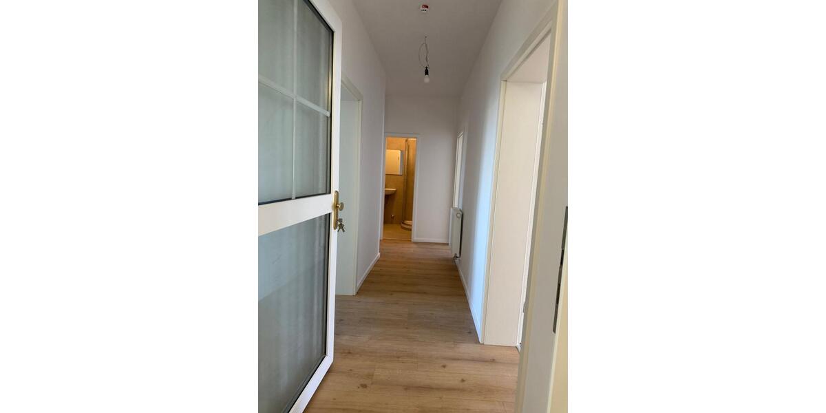 Etagenwohnung Neunkirchen - 3 Zimmer, 90 m&sup2;, 750&euro; | Angebot:25908097