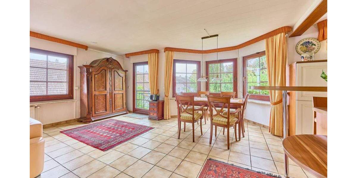 Einfamilienhaus Zweibrücken Rimschweiler - 7 Zimmer, 153 m&sup2;, 445.000&euro; | Angebot:25691369