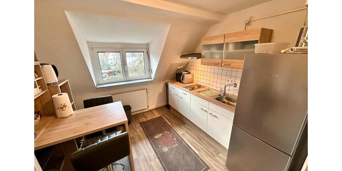Dachgeschoßwohnung Saarbrücken Malstatt - 2 Zimmer, 71 m&sup2;, 695&euro; | Angebot:25174970