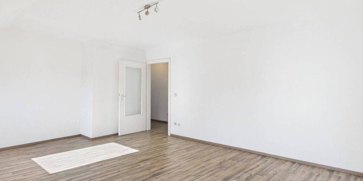 Etagenwohnung Saarbrücken Alt-Saarbrücken - 2 Zimmer, 51 m&sup2;, 485&euro; | Angebot:25926647