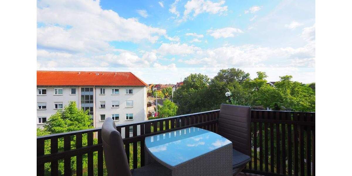 Etagenwohnung Saarbrücken Malstatt - 3 Zimmer, 81 m&sup2;, 155.000&euro; | Angebot:25675558