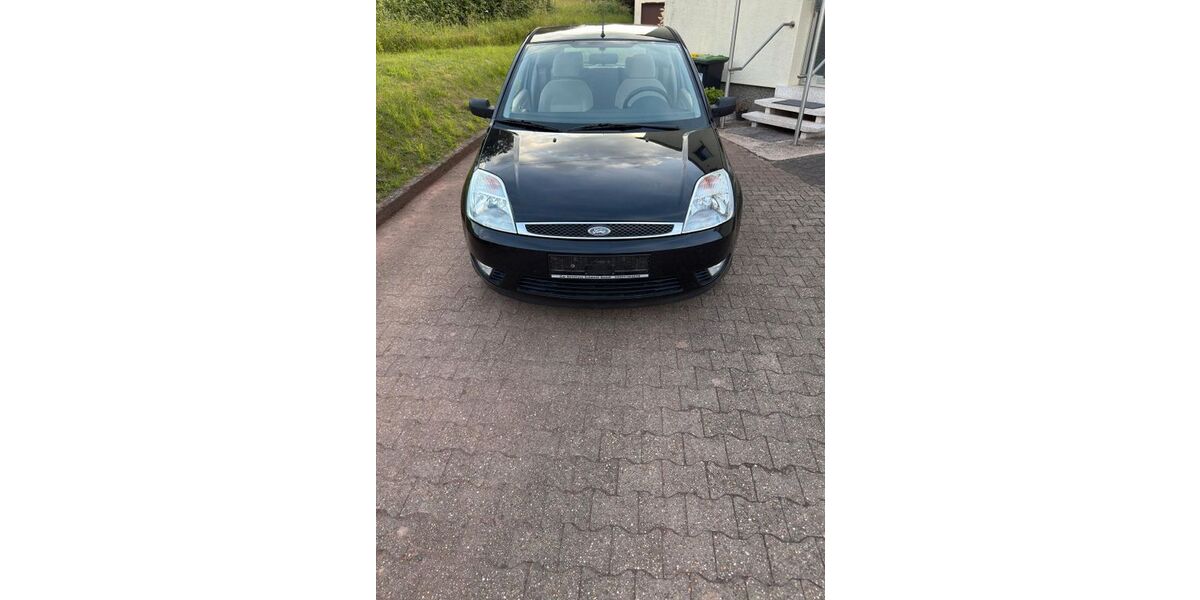 Ford Fiesta 132.000 km 1.150 &euro; Illingen 66557