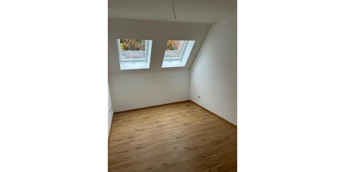 Maisonettenwohnung Neunkirchen Heinitz - 4 Zimmer, 117 m&sup2;, 1.400&euro; | Angebot:26588201