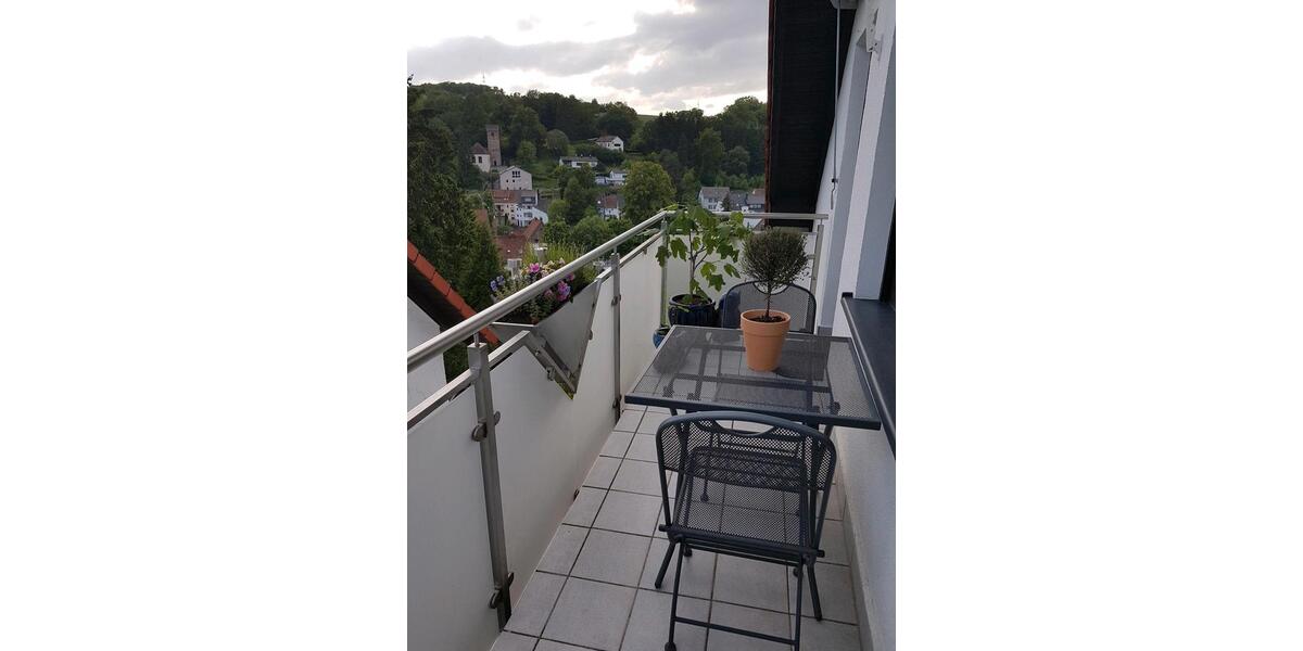 Dachgeschoßwohnung Saarbrücken Brebach-Fechingen - 4 Zimmer, 86 m&sup2;, 269.000&euro; | Angebot:26476052