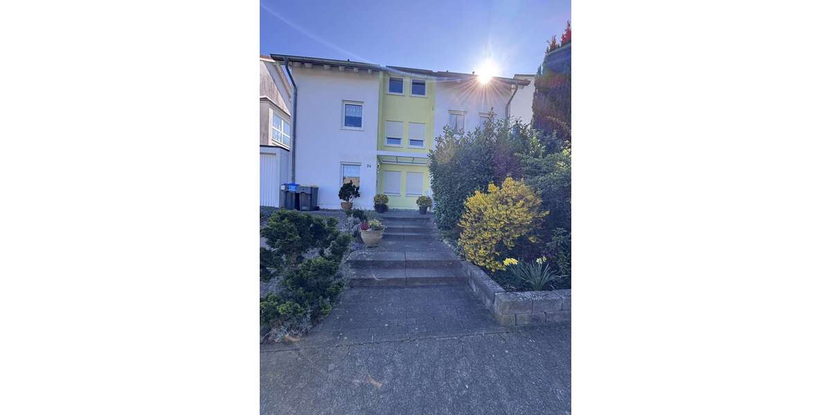 Einfamilienhaus Saarbrücken / Bübingen Bübingen - 8 Zimmer, 251 m&sup2;, 630.000&euro; | Angebot:23691148