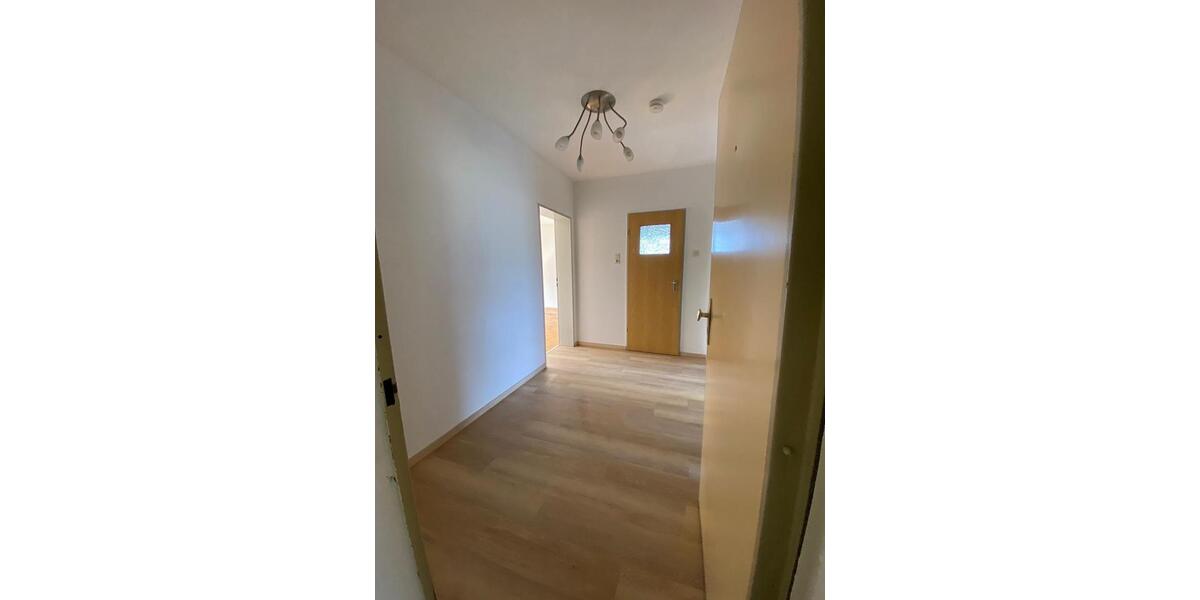 Etagenwohnung Pirmasens Niedersimten - 2 Zimmer, 62 m&sup2;, 75.000&euro; | Angebot:25941713