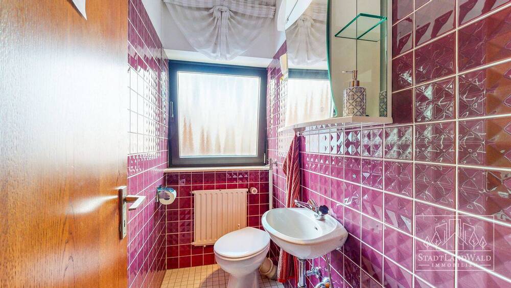 Einfamilienhaus Vinningen - 8 Zimmer, 204 m&sup2;, 249.875&euro; | Angebot:25835017