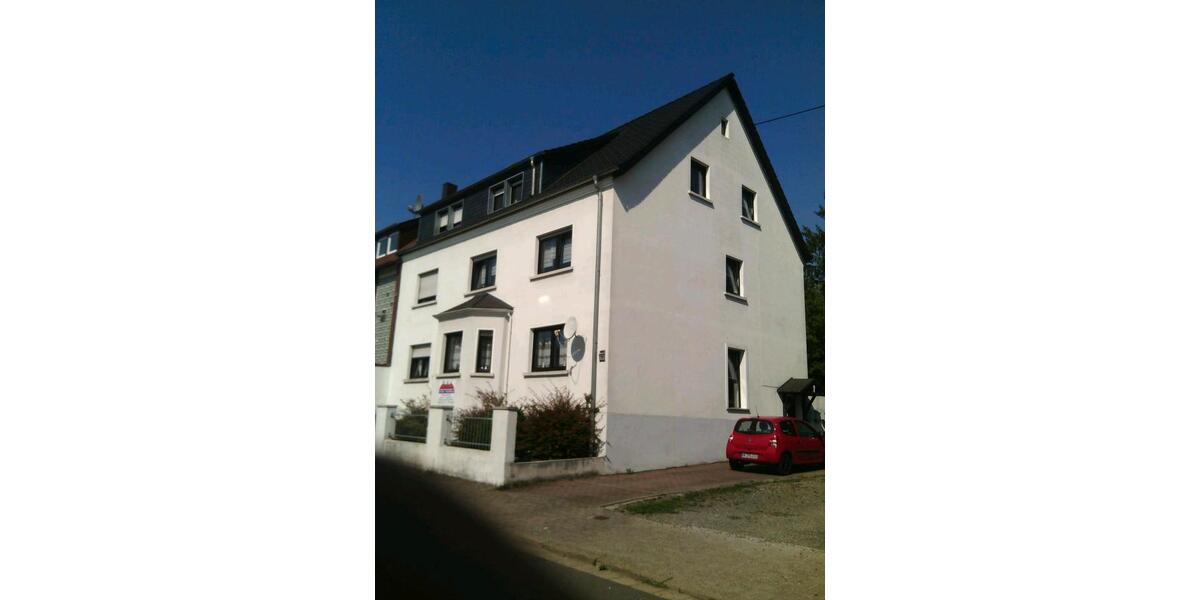 Etagenwohnung Neunkirchen - 4 Zimmer, 100 m&sup2;, 900&euro; | Angebot:25310617