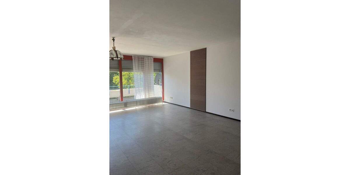 Etagenwohnung Saarbrücken Dudweiler - 3 Zimmer, 90 m&sup2;, 152.000&euro; | Angebot:25730777
