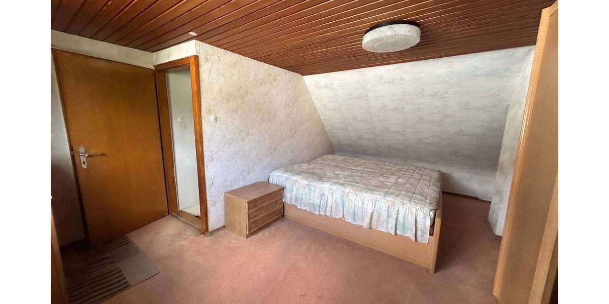 Mehrfamilienhaus, Wohnhaus Pirmasens Innenstadt - 6 Zimmer, 169 m&sup2;, 140.000&euro; | Angebot:26929907