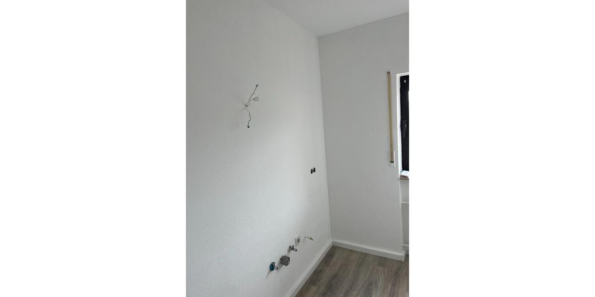 Etagenwohnung Saarbrücken Dudweiler - 6 Zimmer, 108 m&sup2;, 780&euro; | Angebot:25870378
