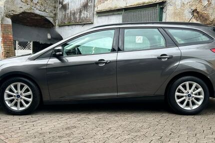 Ford Focus 199.000 km 3.900 &euro; Saarbrücken 66117