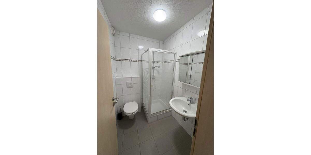 Etagenwohnung Ramstein-Miesenbach Miesenbach - 5 Zimmer, 128 m&sup2;, 280.000&euro; | Angebot:25896696