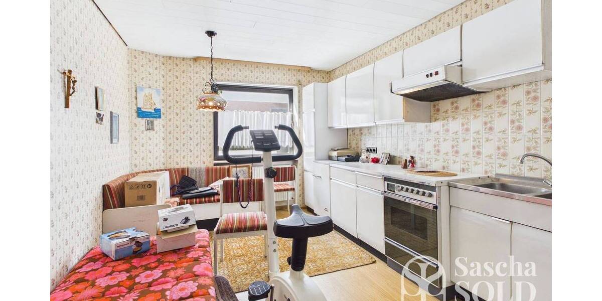 Freistehendes Einfamilienhaus in begehrter Lage von Oberwürzbach mit Garage, Terrasse & Südbalkon - Einfamilienhaus Sankt Ingbert Oberwürzbach | Angebot:26161394