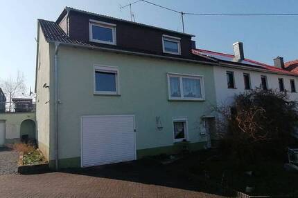 Haus Fohren-Linden Linden - 8 Zimmer, 161 m&sup2;, 150.000&euro; | Angebot:25979976