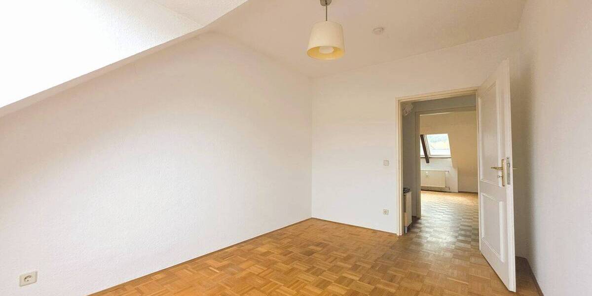 Etagenwohnung Saarbrücken St Johann - 3 Zimmer, 76 m&sup2;, 199.000&euro; | Angebot:26204731