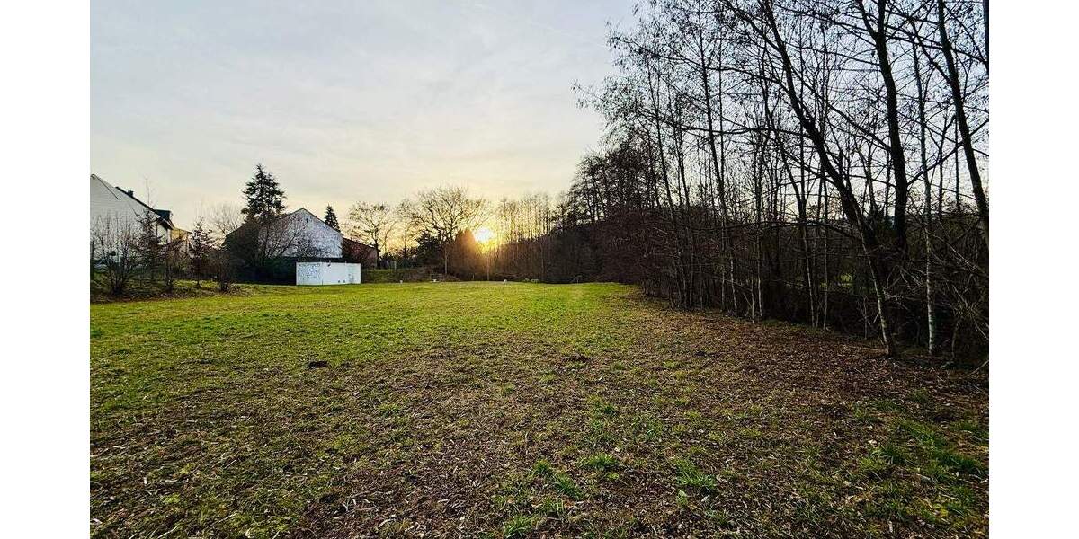 Baugrundstück nahe Uniklinik - geeignet für Mehrparteienhaus - Grundstück Homburg/ Schwarzenacker Schwarzenacker | Angebot:25475588
