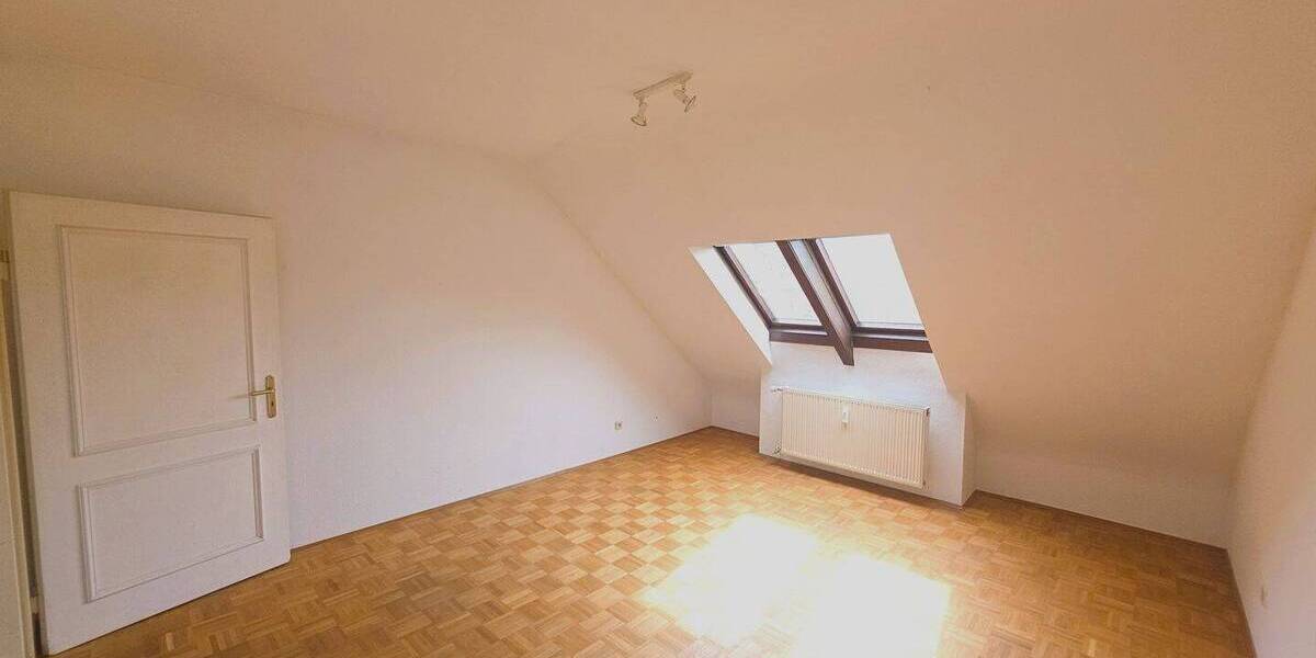 Etagenwohnung Saarbrücken St Johann - 3 Zimmer, 76 m&sup2;, 199.000&euro; | Angebot:26204731