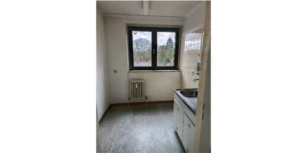 Etagenwohnung Saarbrücken St. Arnual - 2 Zimmer, 65 m&sup2;, 86.000&euro; | Angebot:25300212