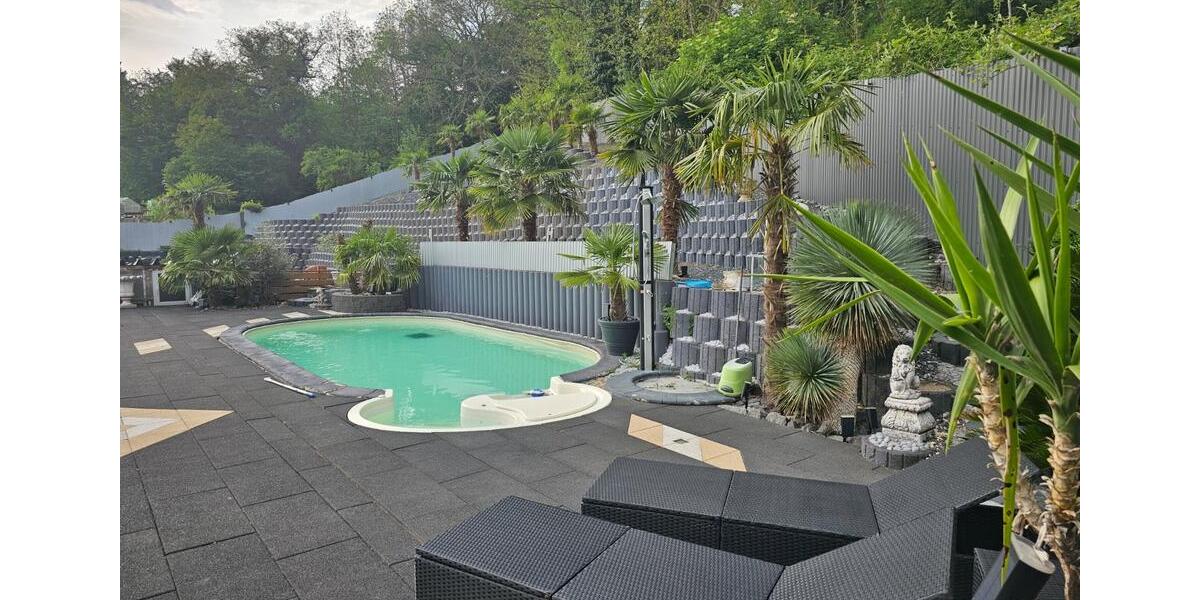 Etagenwohnung Saarbrücken Brebach-Fechingen - 8 Zimmer, 285 m&sup2;, 395.000&euro; | Angebot:24586426