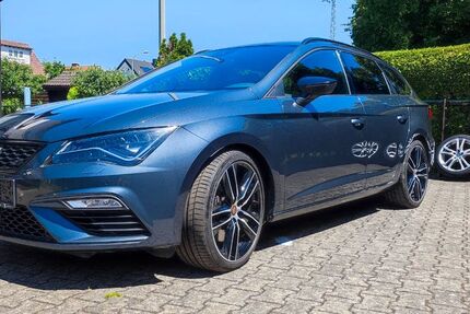 Seat Leon 92.000 km 17.900 &euro; Bruchmühlbach-Miesau 66892
