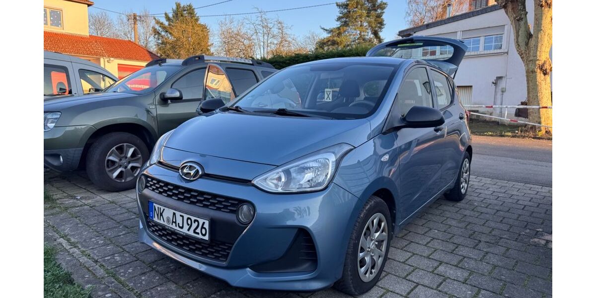 Hyundai i10 100.300 km 5.999 &euro; Saarbrücken 66125