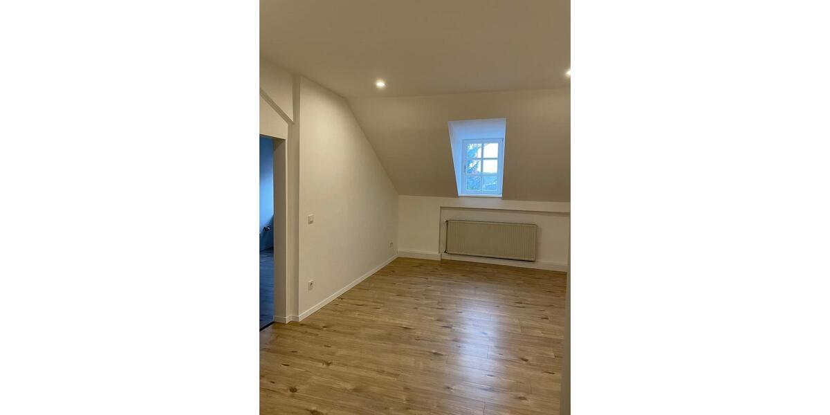 Dachgeschoßwohnung Zweibrücken - 3 Zimmer, 77 m&sup2;, 129.000&euro; | Angebot:27231709